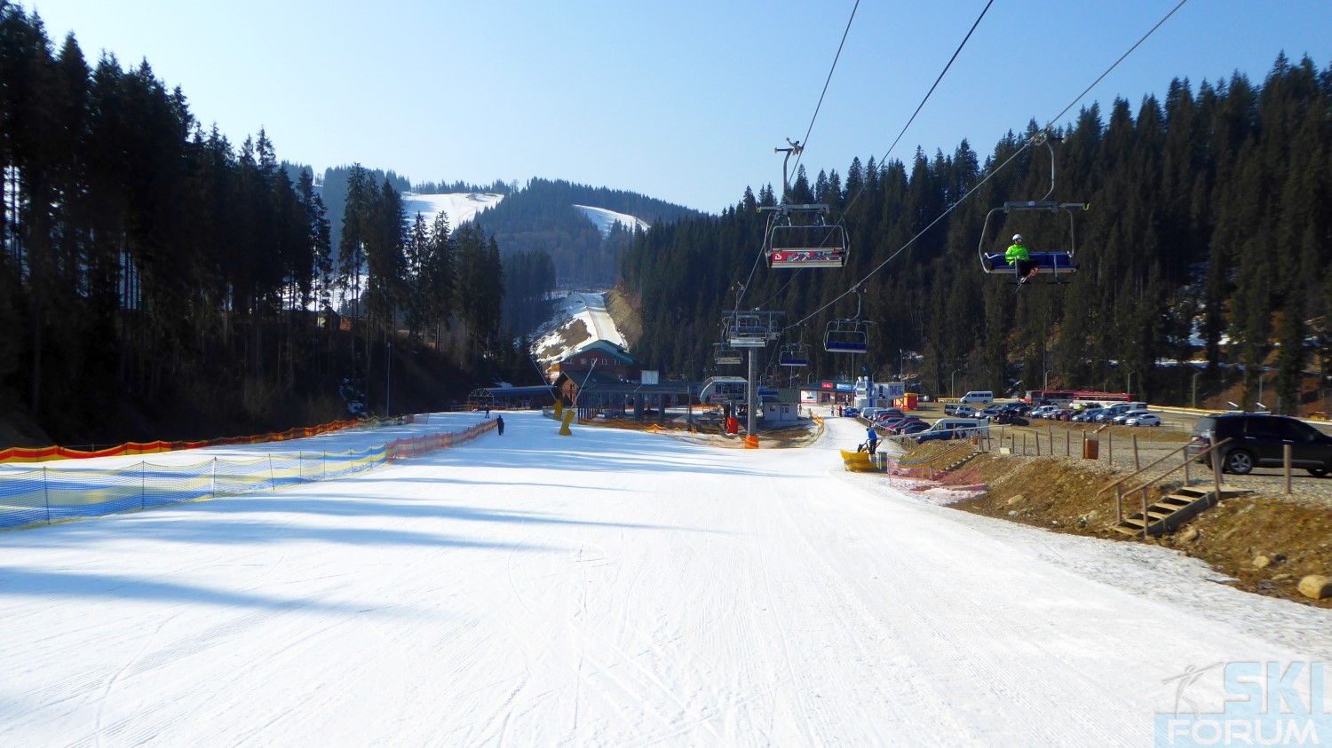 241221-bukovel-ukraine-skiing-8.jpg