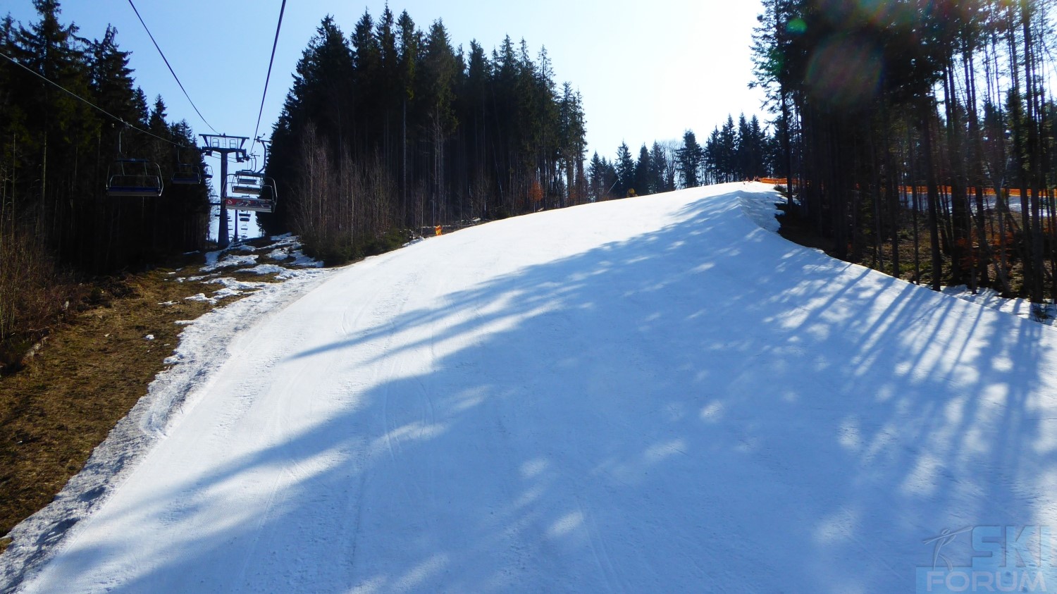 241239-bukovel-ukraine-skiing-25.jpg