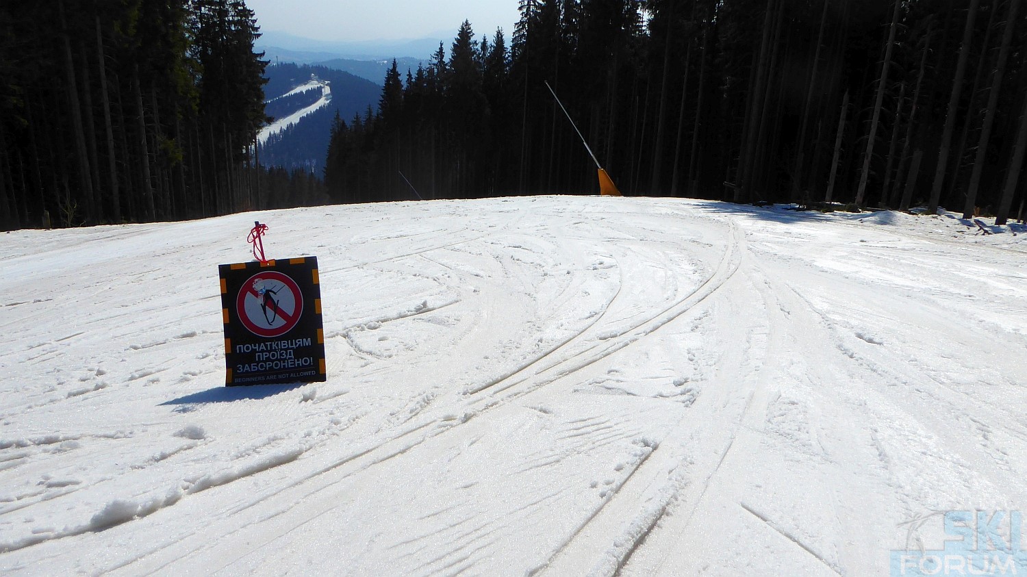 241297-bukovel-ukraine-skiing-71.jpg