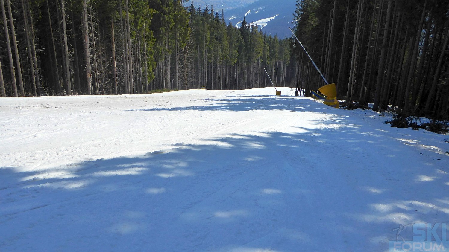 241298-bukovel-ukraine-skiing-72.jpg