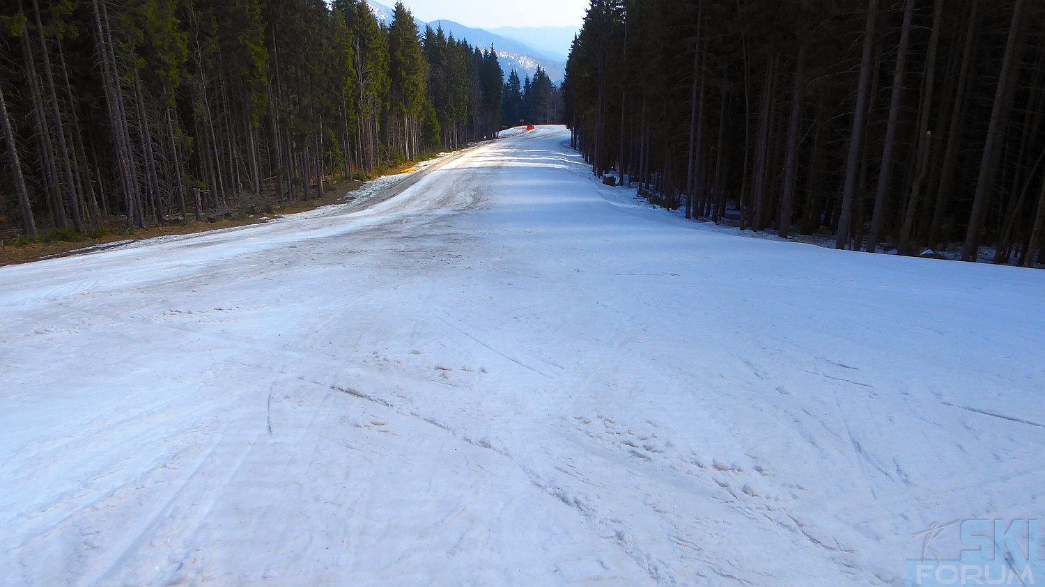 241304-bukovel-ukraine-skiing-78.jpg