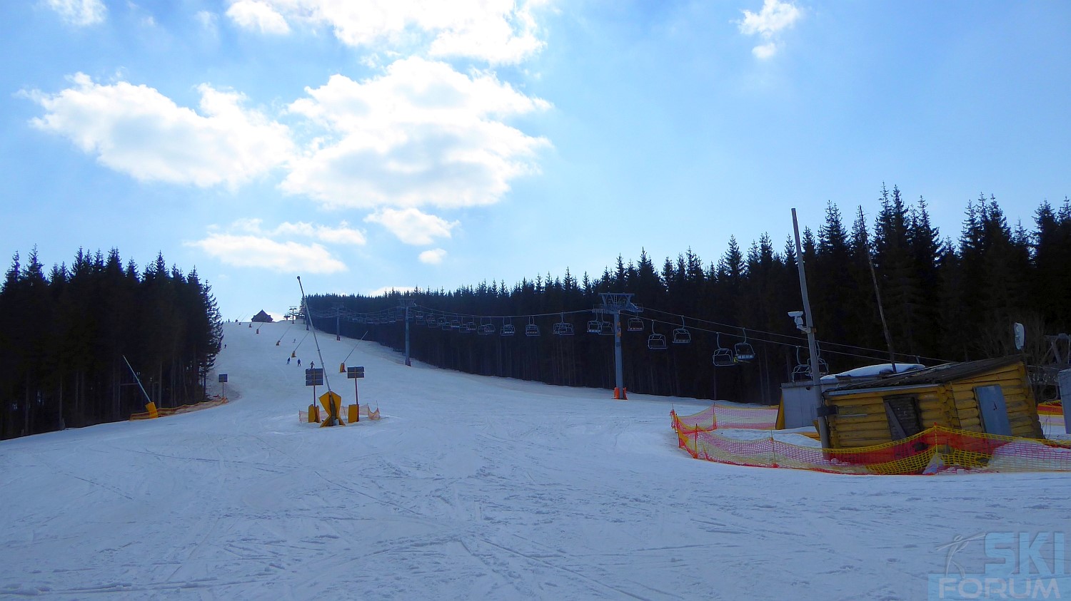 241317-bukovel-ukraine-skiing-88.jpg