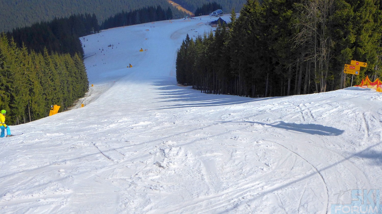 241319-bukovel-ukraine-skiing-90.jpg