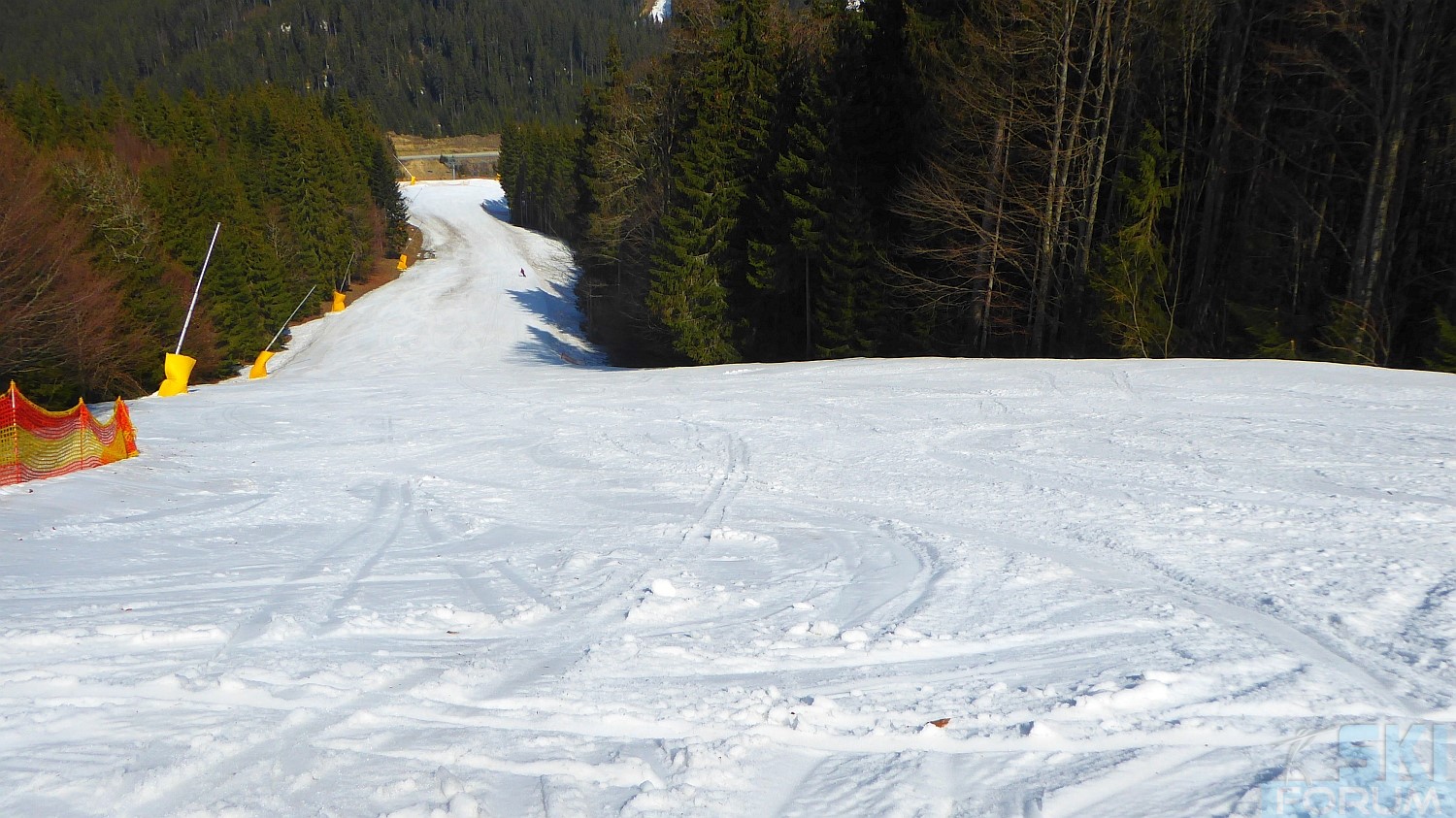 241342-bukovel-ukraine-skiing-108.jpg