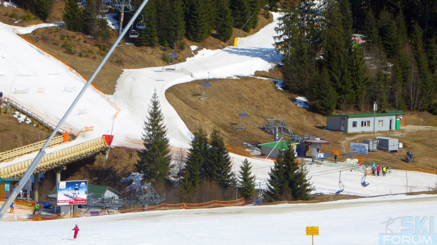 241344-bukovel-ukraine-skiing-110.jpg
