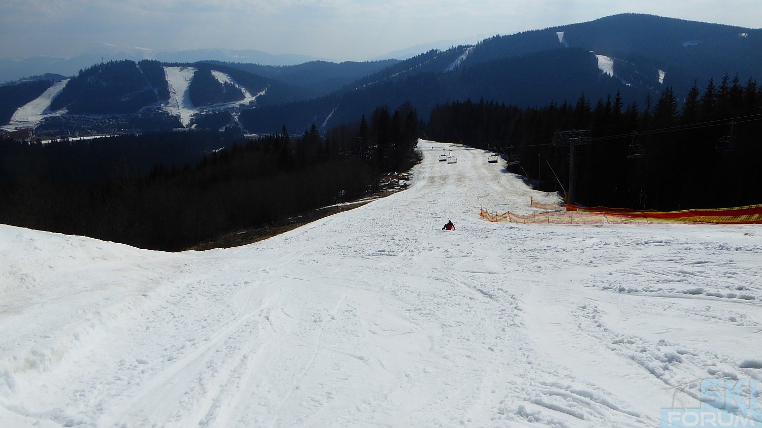 241363-bukovel-ukraine-skiing-126.jpg