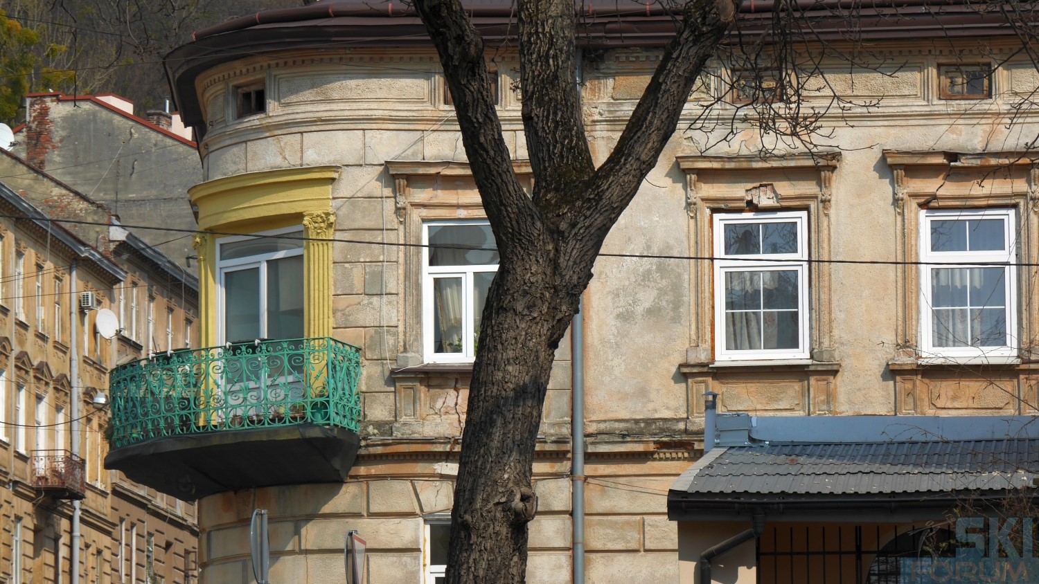241657-lviv-ukraine-16.jpg