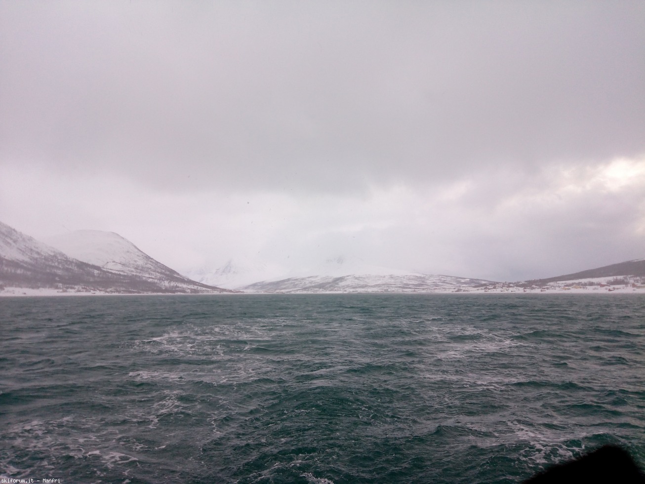 252508-norvegia-2018-03-26-3-241-e-la-barca-va-2.jpg