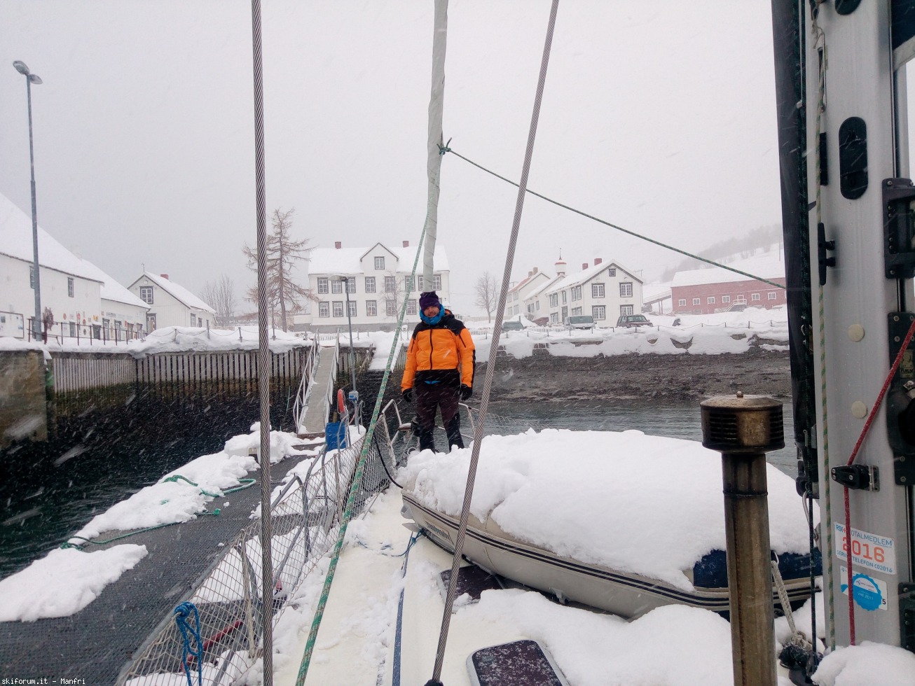 252591-norvegia-2018-03-28-4-462-toh..-nevica.jpg