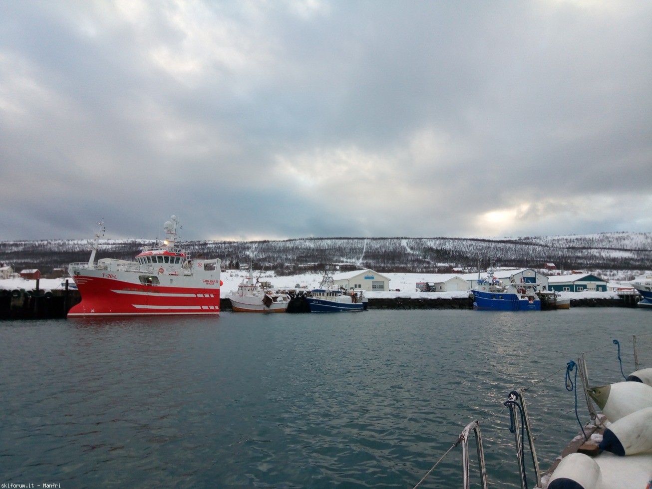 252639-norvegia-2018-03-29-2-568-si-arriva-all-attracco.jpg