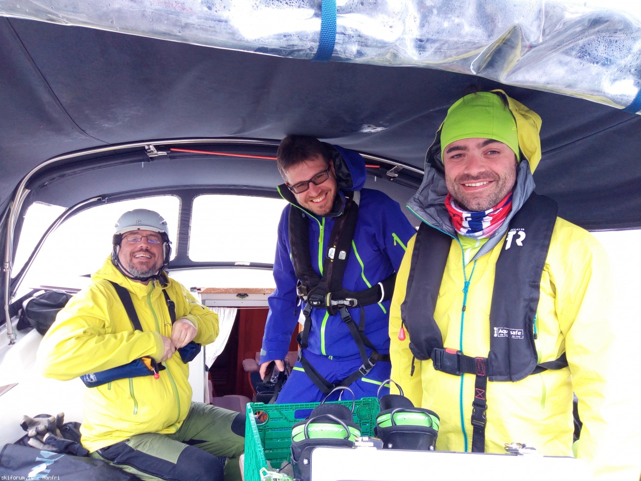 252649-norvegia-2018-03-30-1-609-sorriso-nervoso.jpg