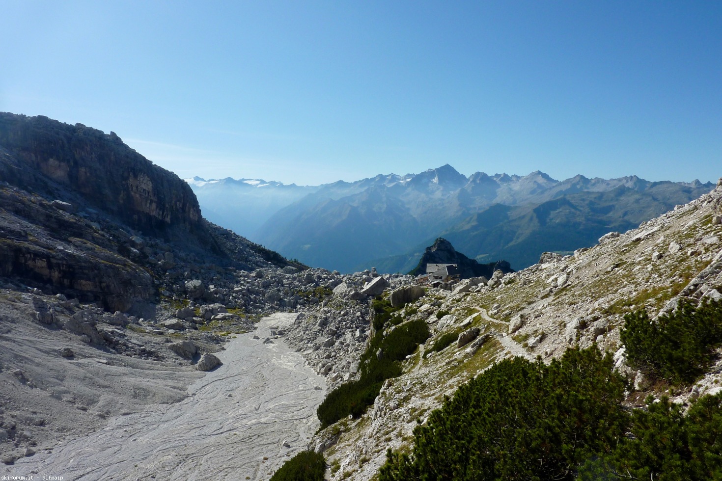 253729-brenta-bocchette-alte-2019-09-21-bocchette-alte-204.jpg