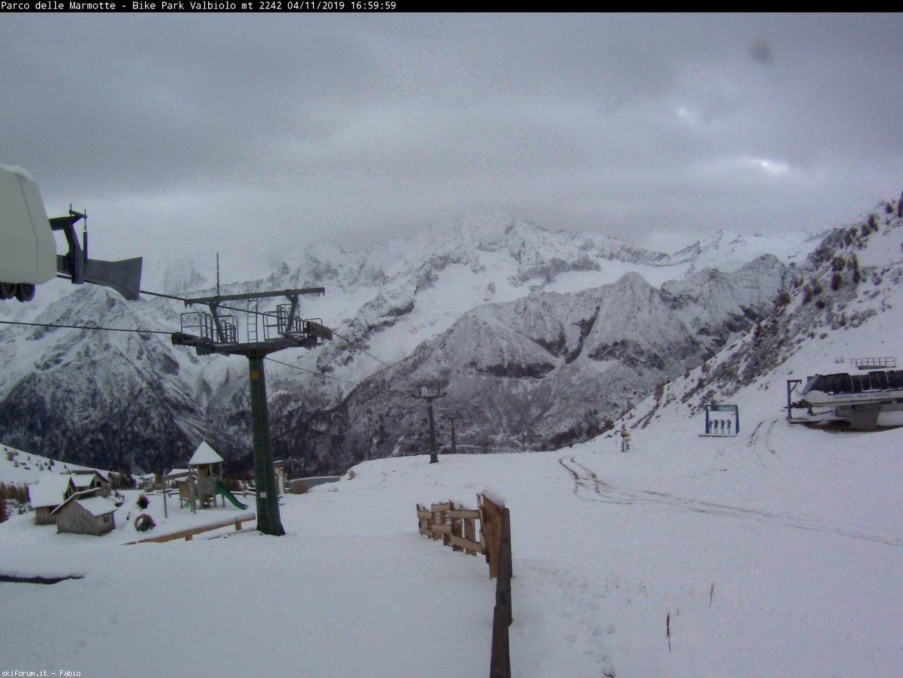 254001-webcam-neve-4-nov-2019-valbiolo.jpg