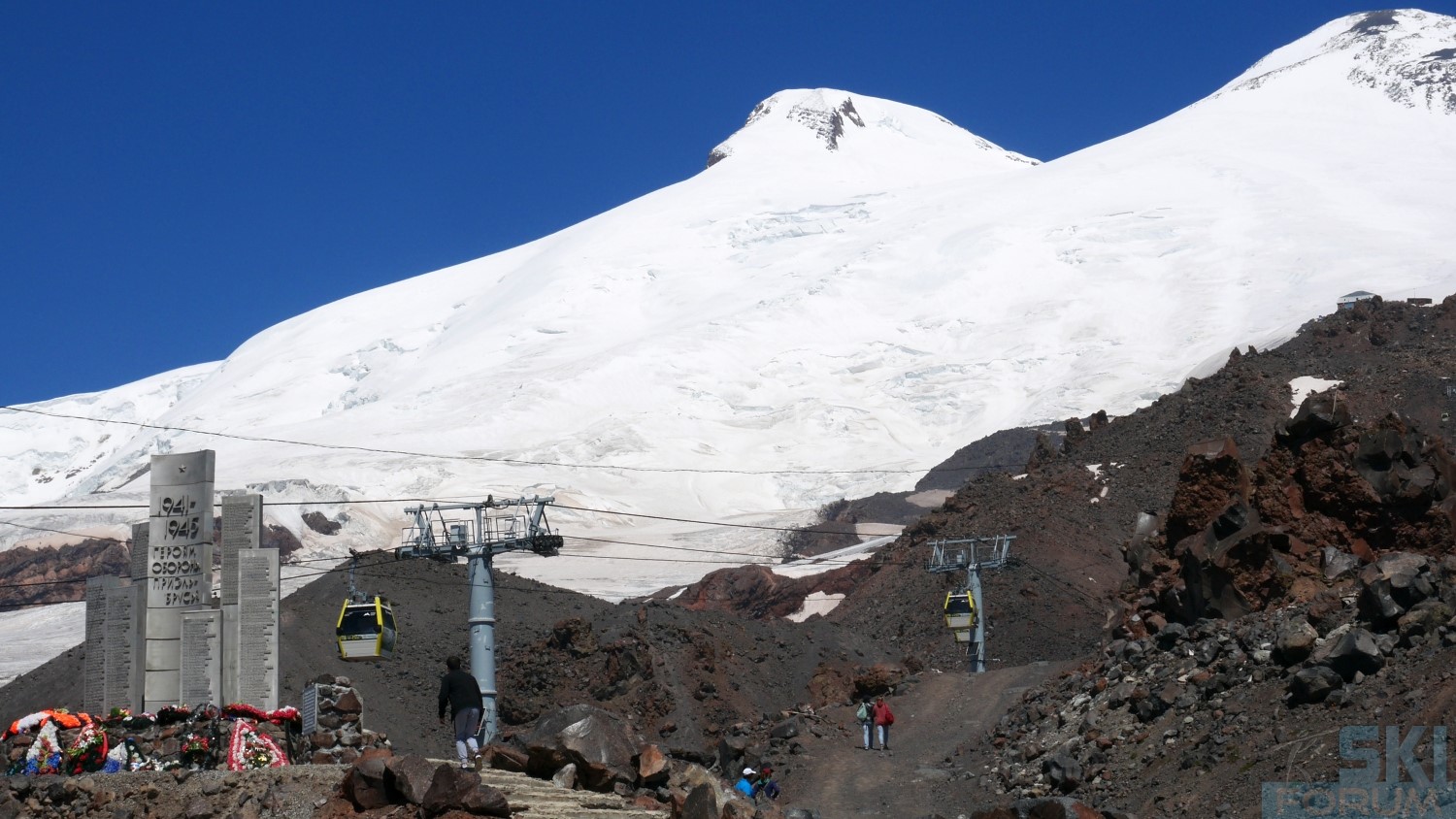 254108-monte-elbrus-in-estate-95.jpg