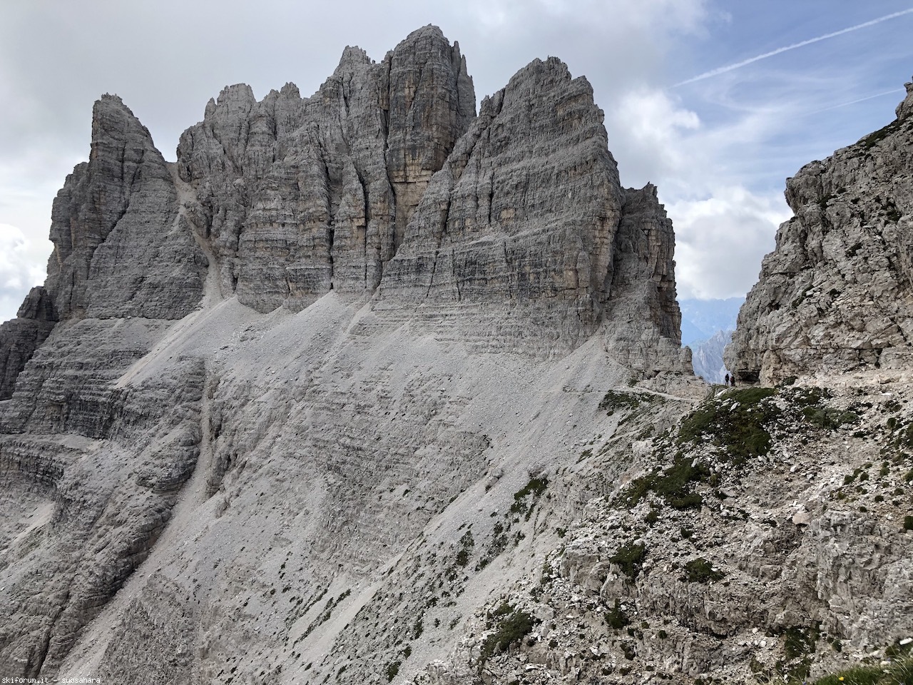 276348-paterno-img2056.jpg