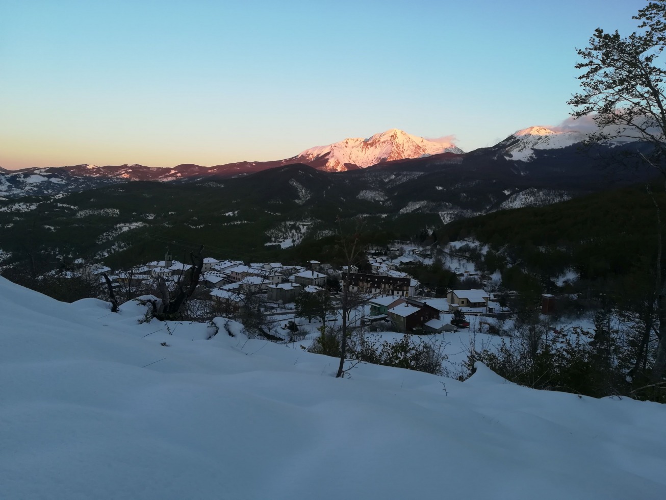 282313-pratospilla-6-maggio-2019-105.jpg