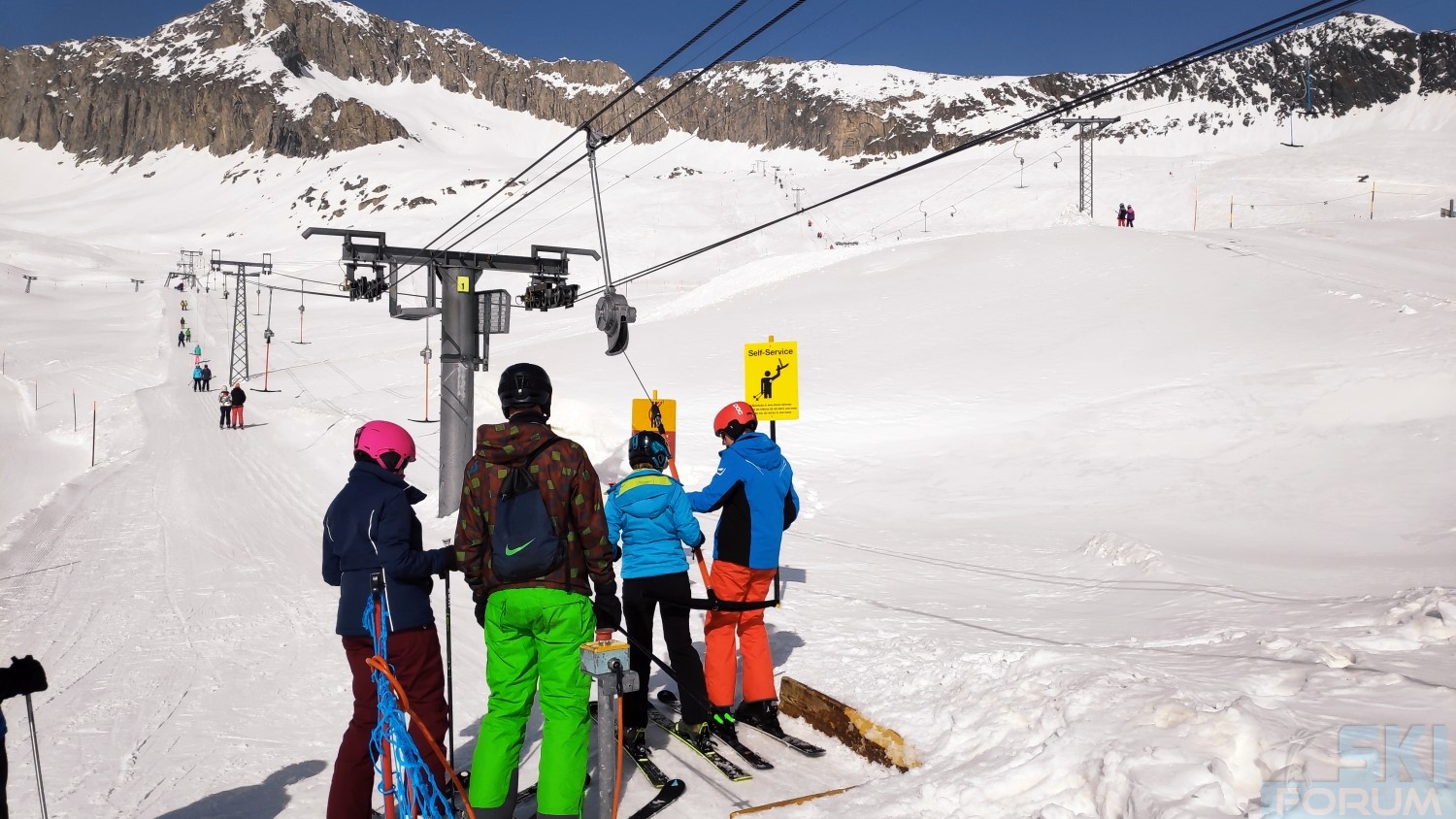 288652-sciare-a-belalp-in-vallese-49.jpg