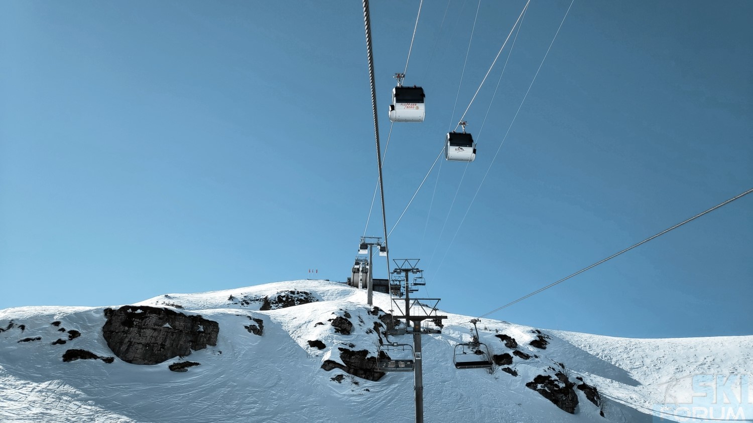 290373-ski-in-flumserberg-39.jpg