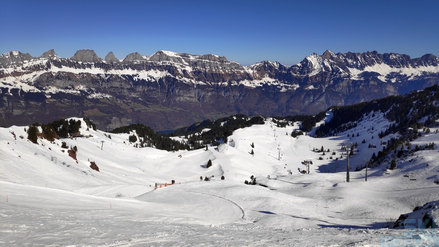 290375-ski-in-flumserberg-41.jpg