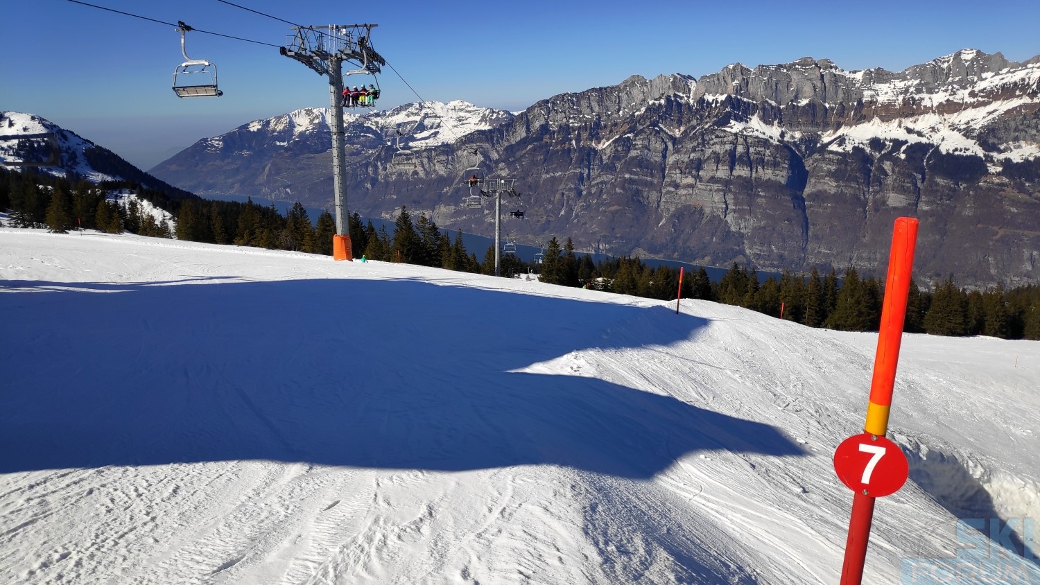 290441-ski-in-flumserberg-107.jpg