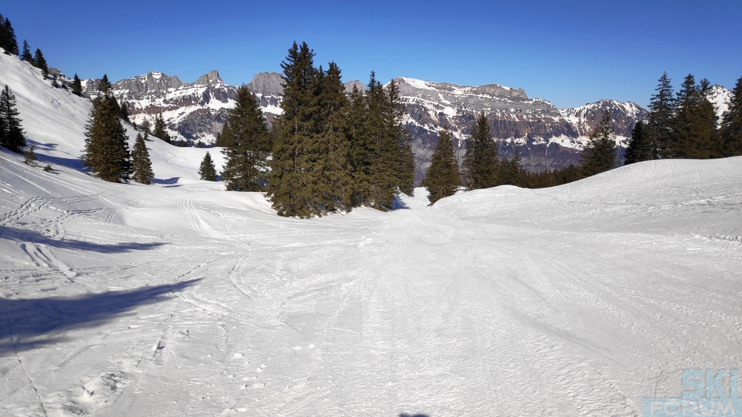 290447-ski-in-flumserberg-113.jpg
