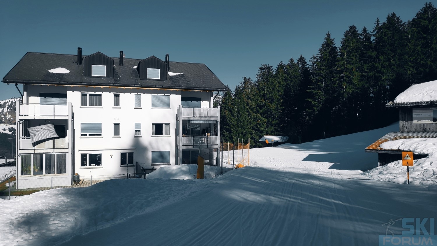 290468-ski-in-flumserberg-134.jpg