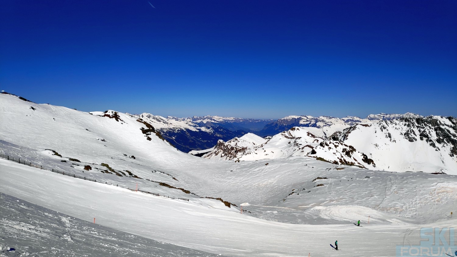290856-sciare-ad-arosa-skiing-26.jpg