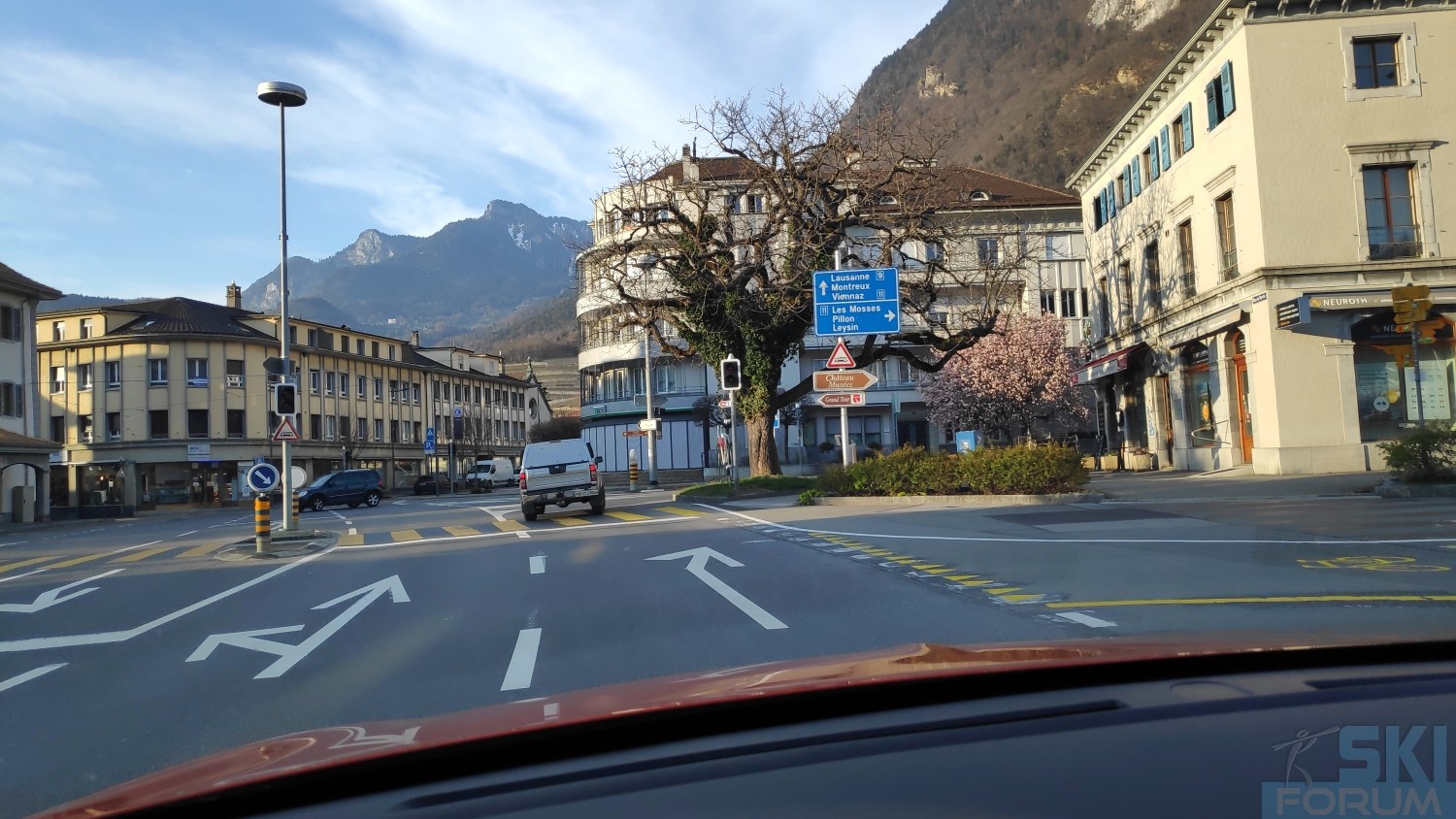 291872-sciare-ad-ovronnaz-e-guidare-in-svizzera-180.jpg
