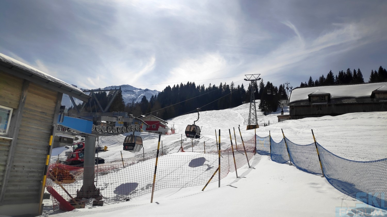 292619-ski-in-soeremberg-in-svizra-22.jpg