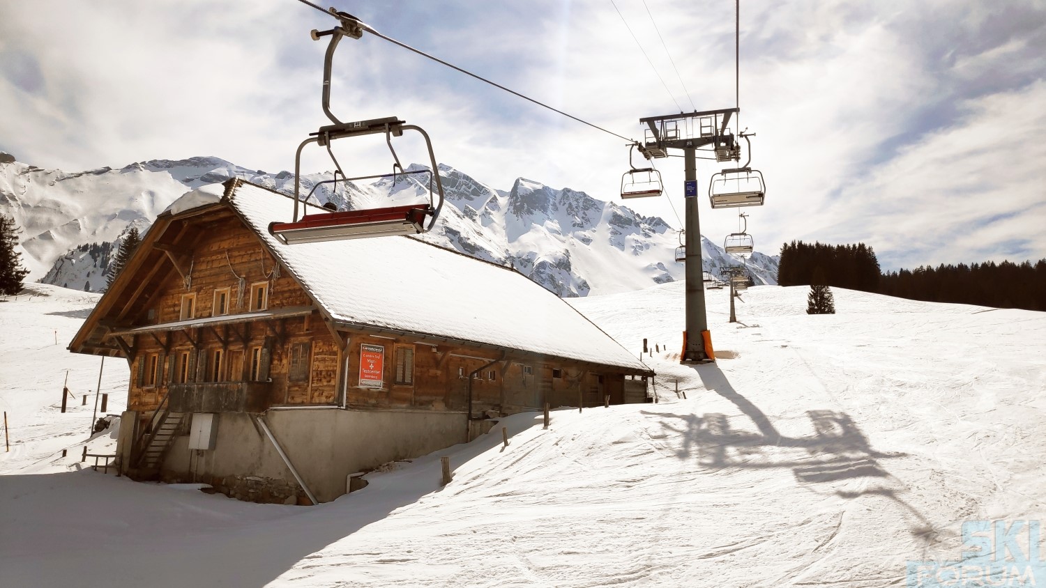 292698-ski-in-soeremberg-in-svizra-94.jpg