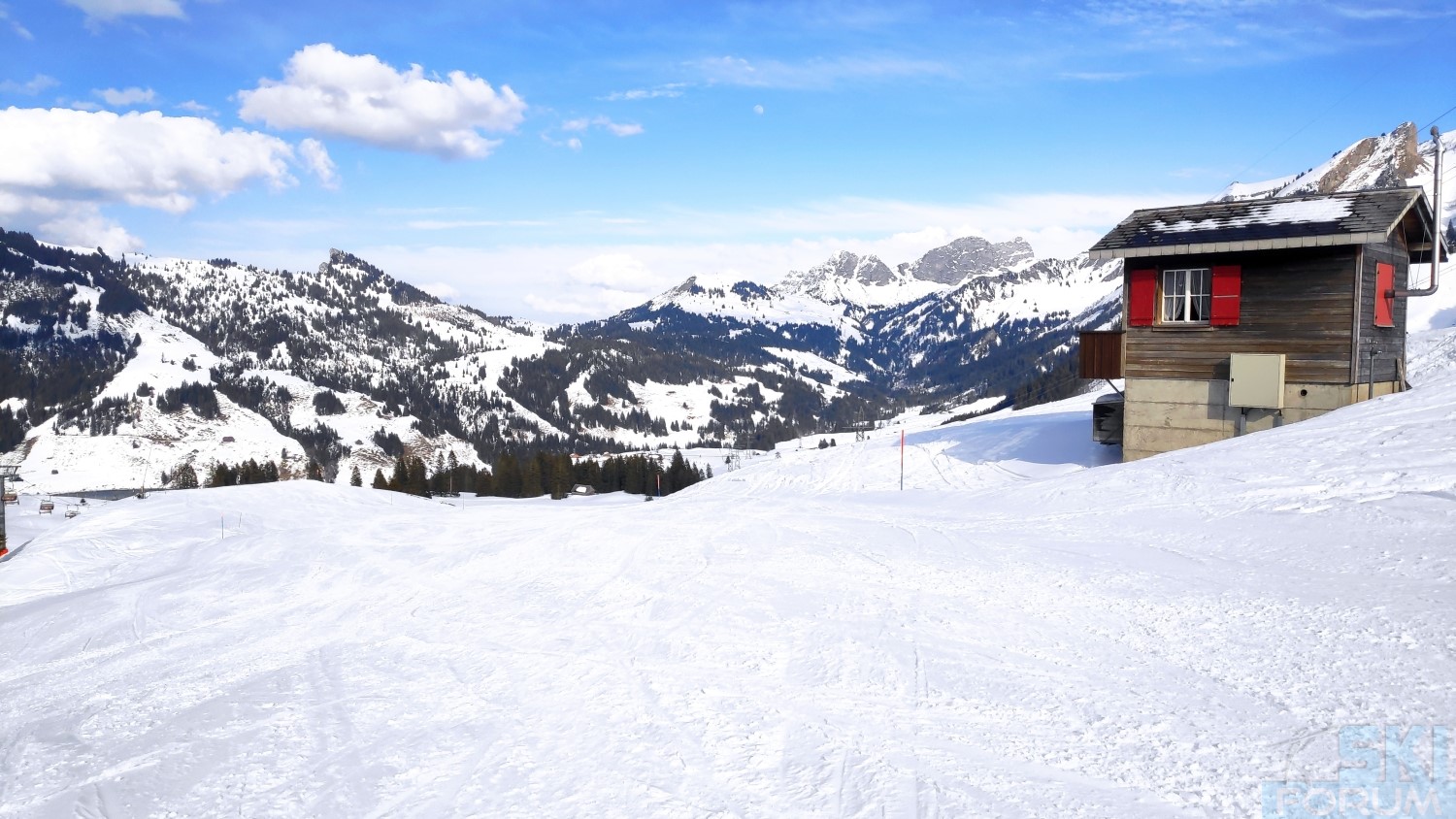 292800-ski-in-soeremberg-in-svizra-196.jpg