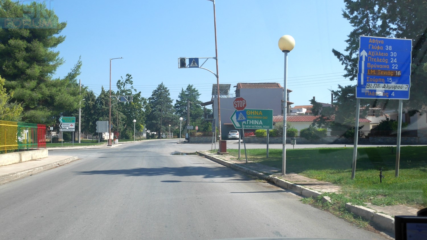 293397-telefono-strada-26.jpg