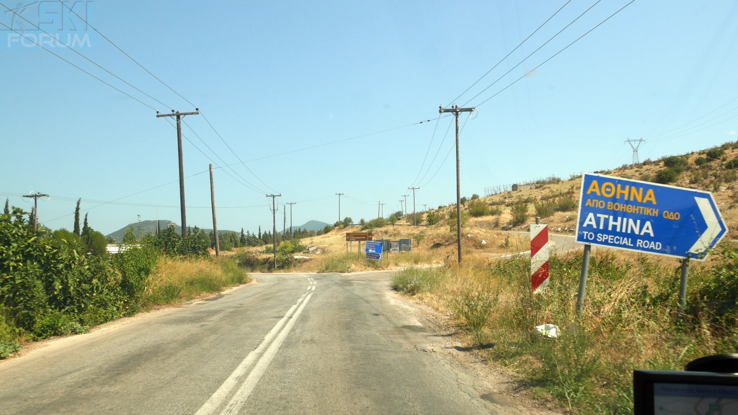 293400-telefono-strada-29.jpg