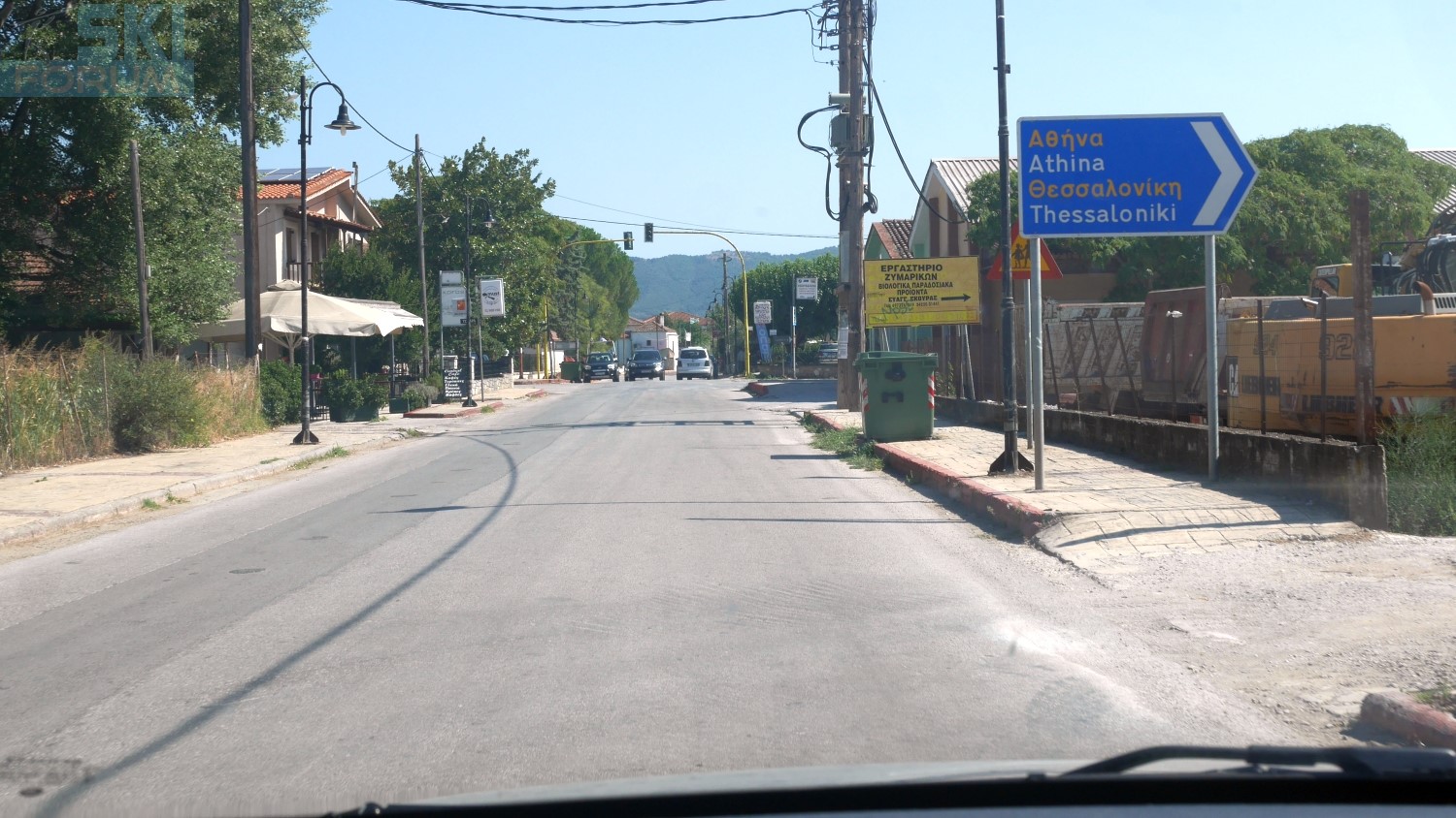 293401-telefono-strada-30.jpg