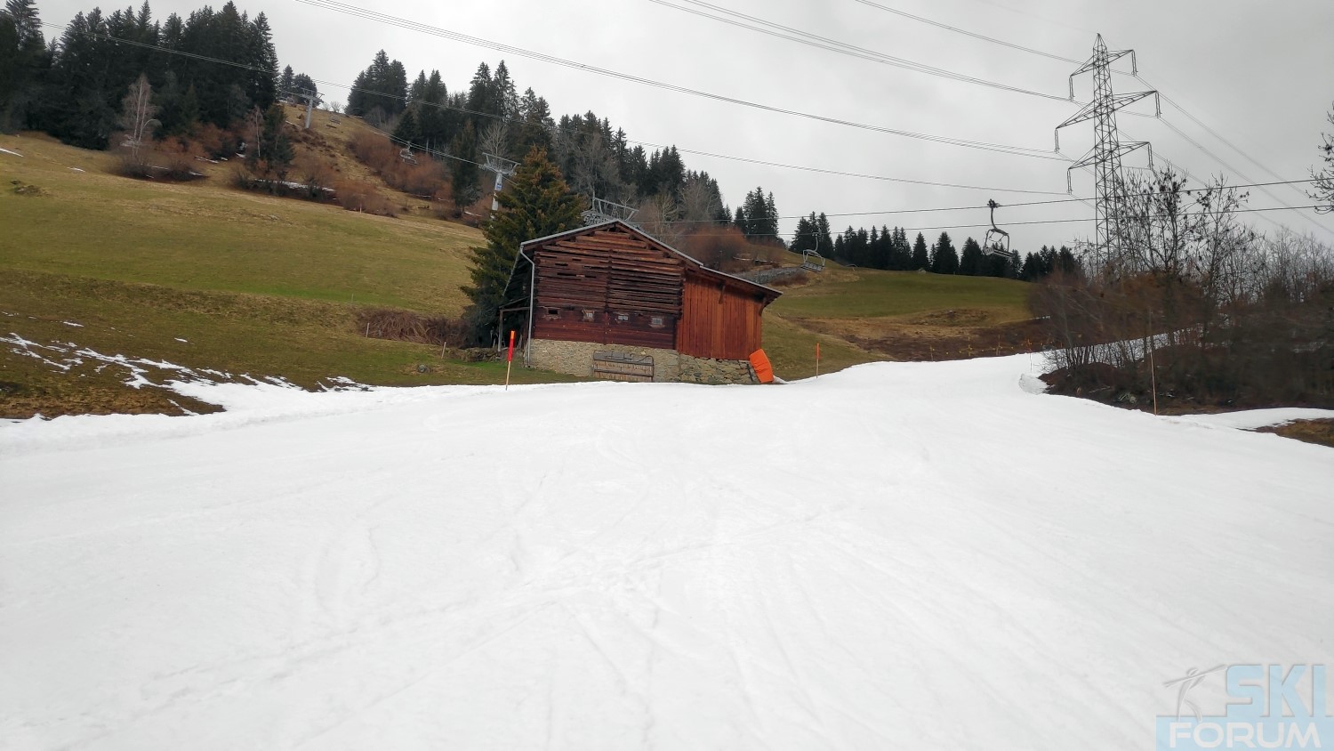 293684-ski-brigels-sciare-grigioni-suisse-90.jpg