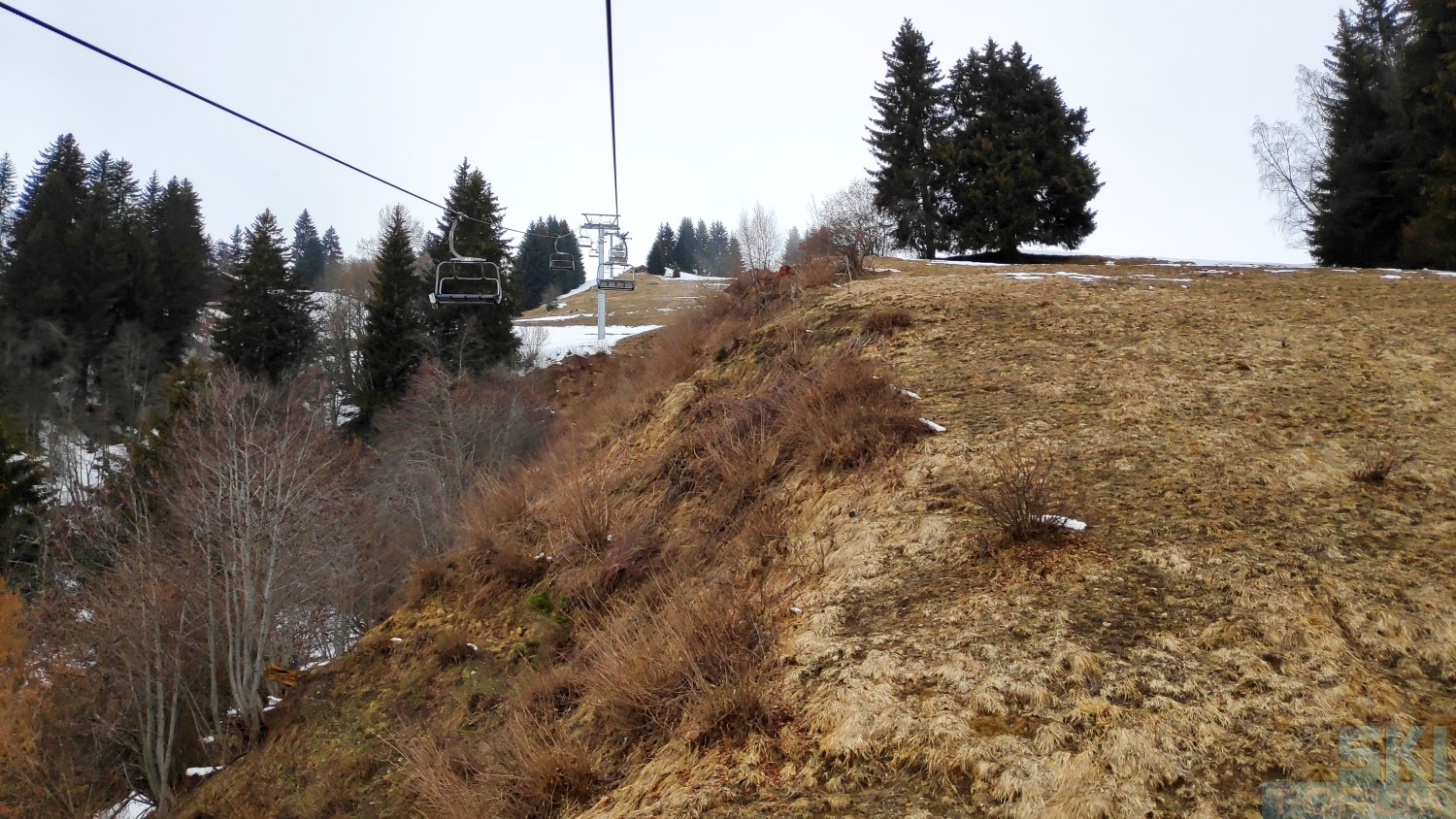 293693-ski-brigels-sciare-grigioni-suisse-99.jpg