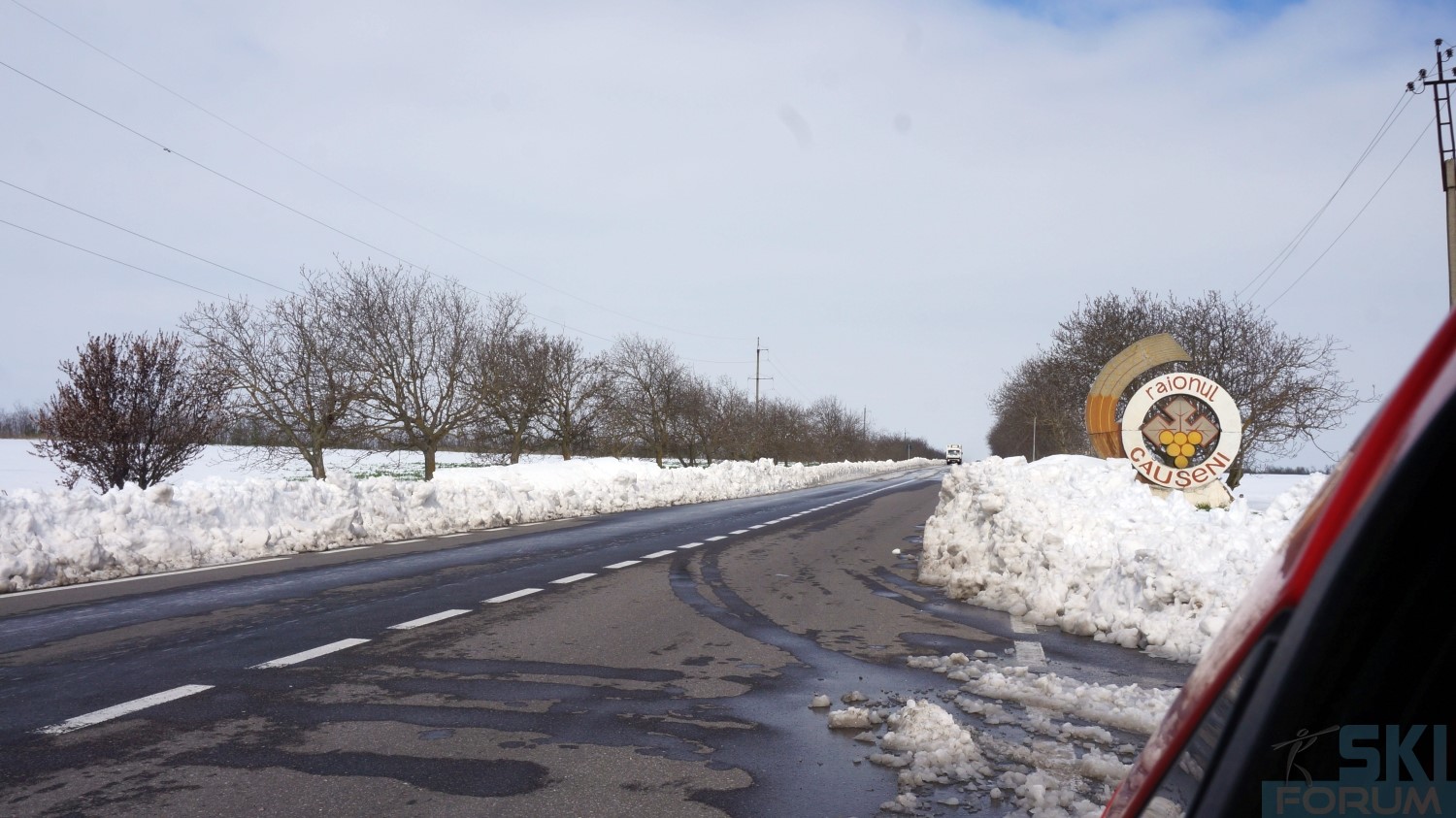 293800-neve-in-moldova-ad-aprile-11.jpg