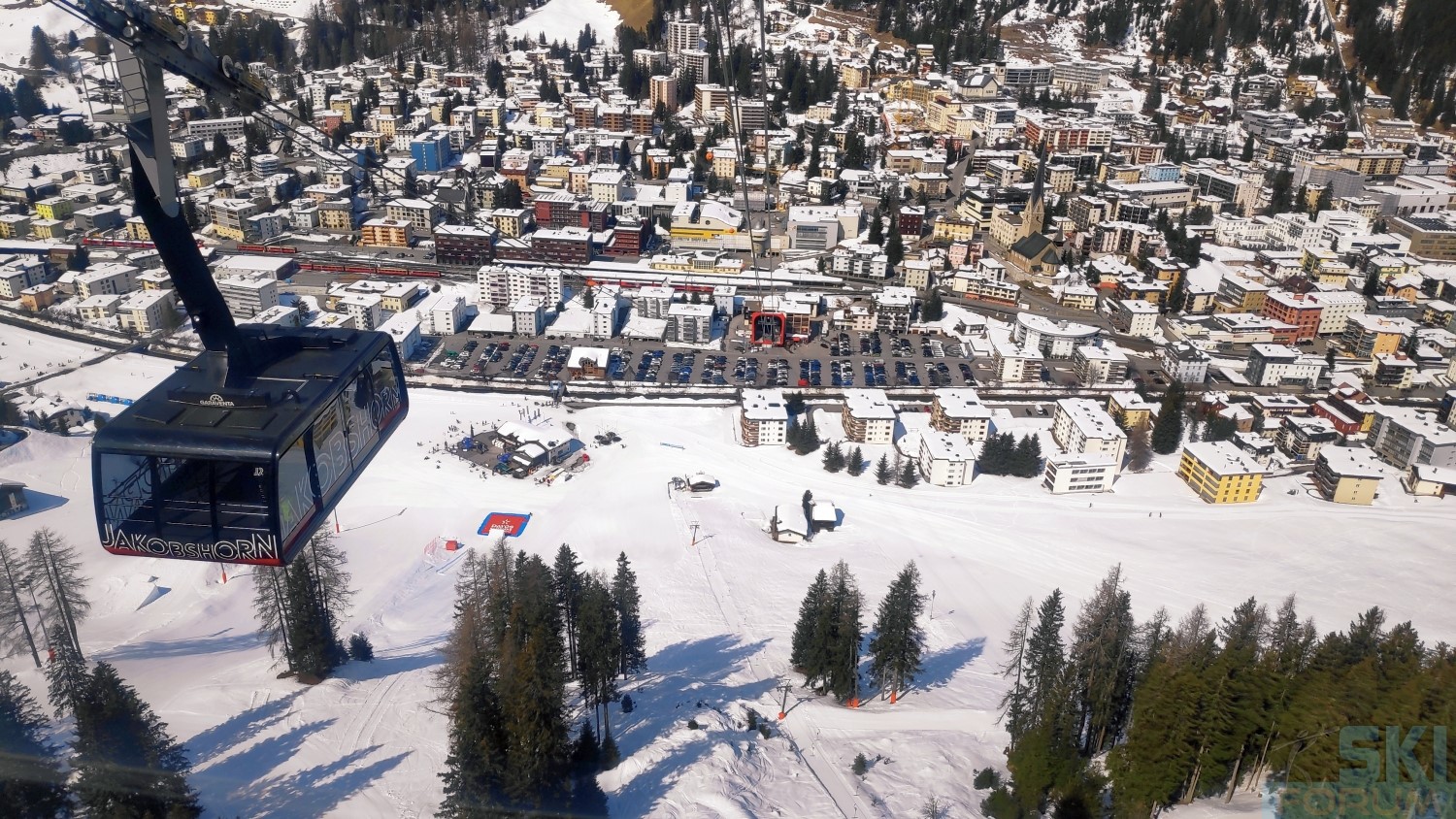 294524-sciare-a-davos-jakobs-horn-16.jpg