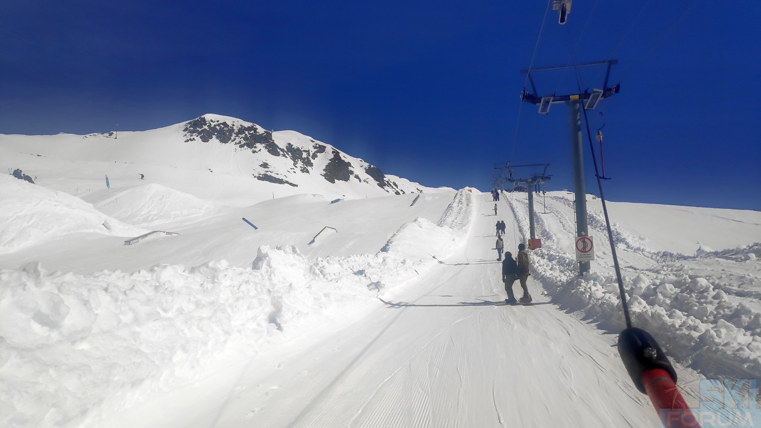 294597-sciare-a-davos-jakobs-horn-89.jpg