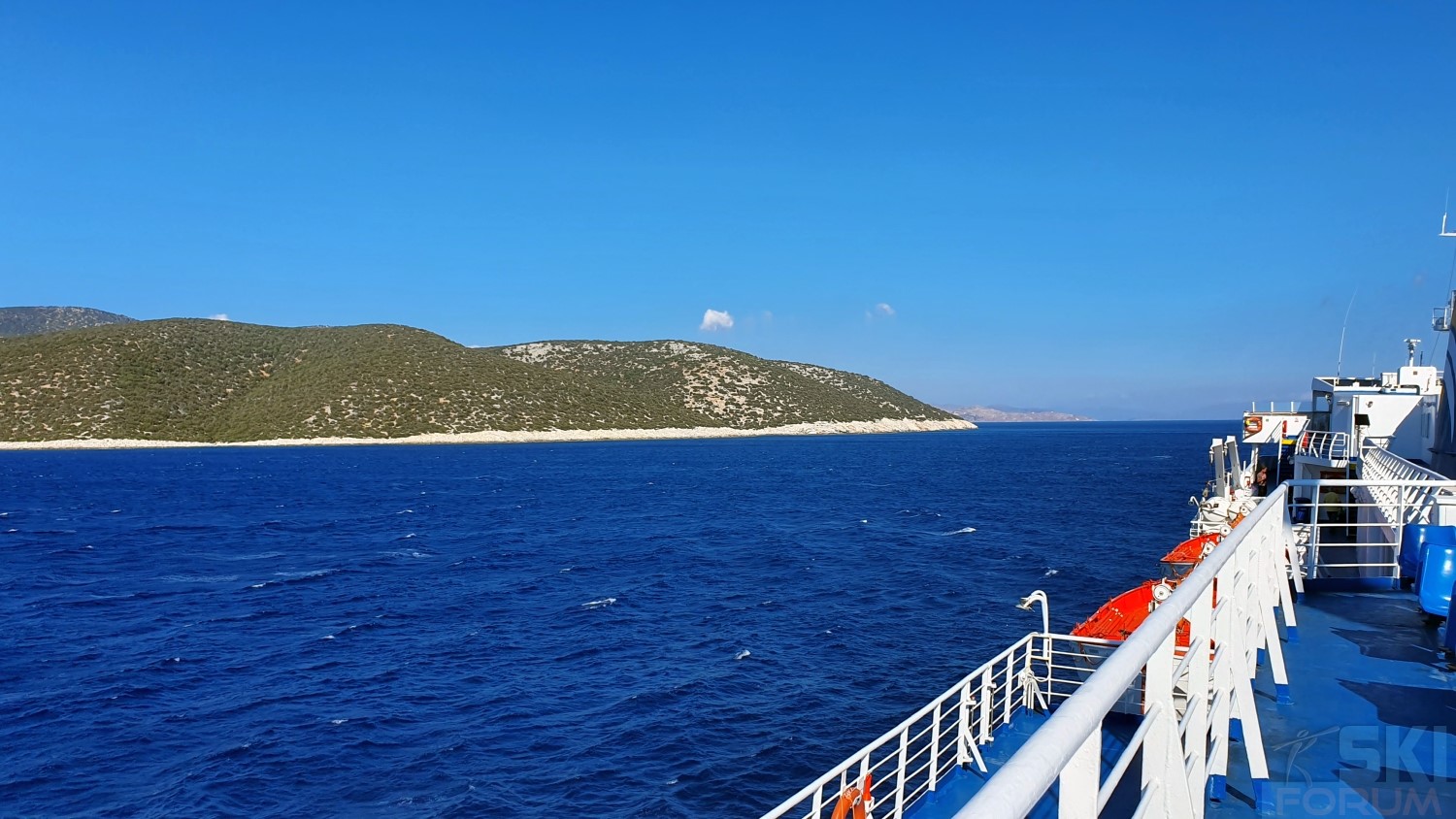 298092-from-rafina-to-andros-16.jpg