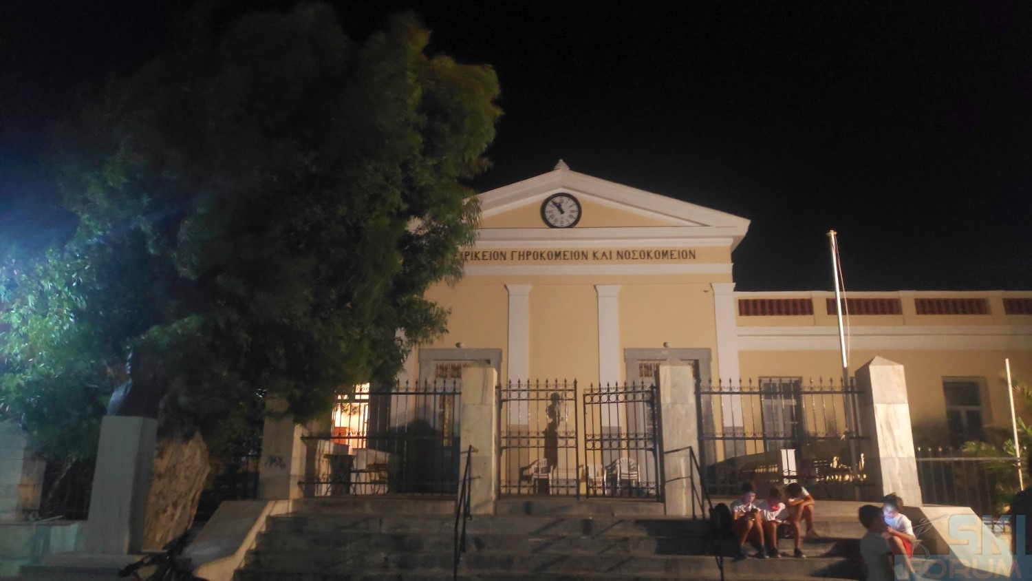 298185-andros-evening-2.jpg