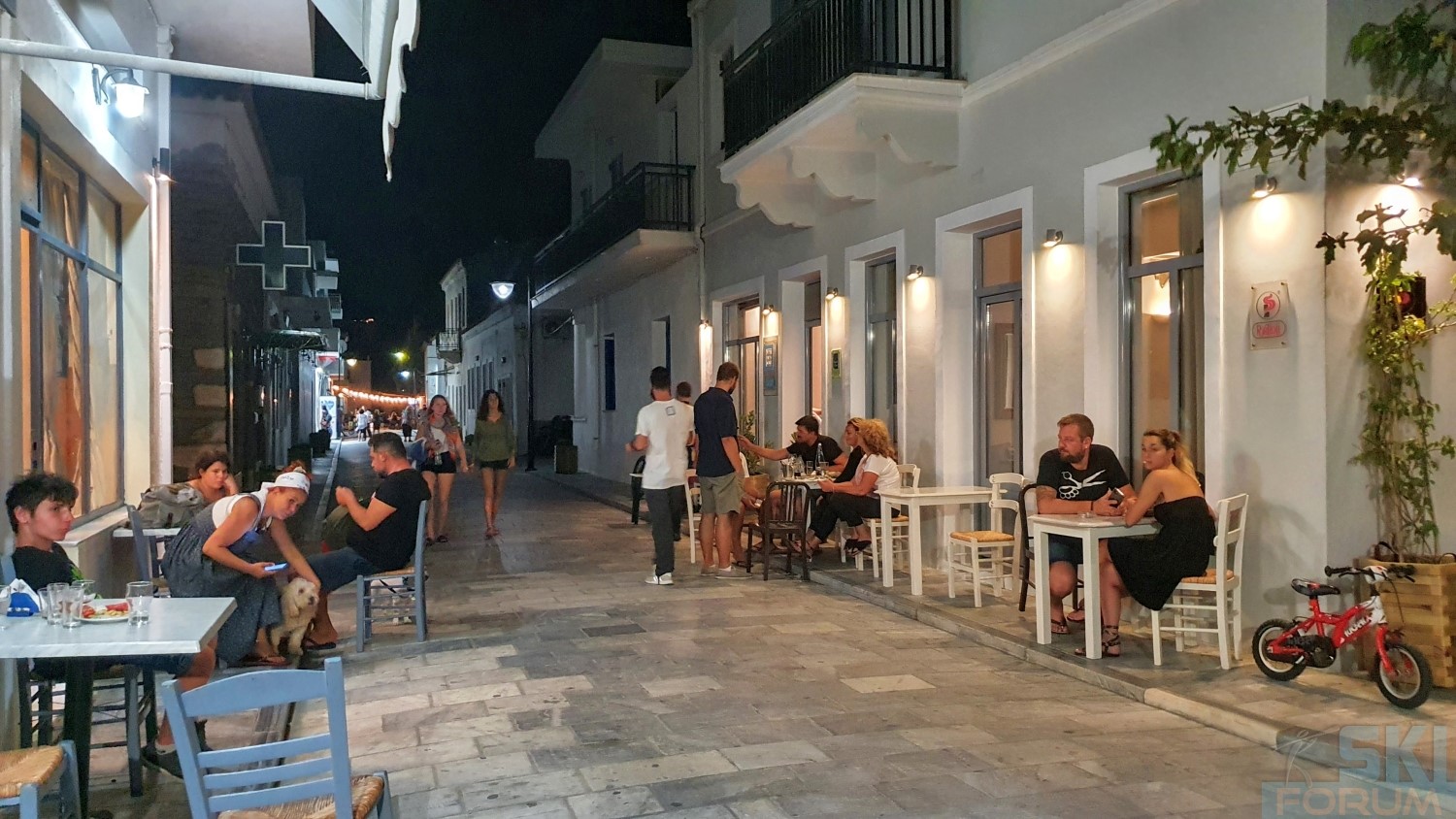 299539-andros-night-3.jpg