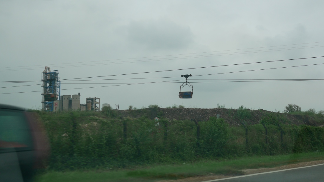 220558-522.jpg