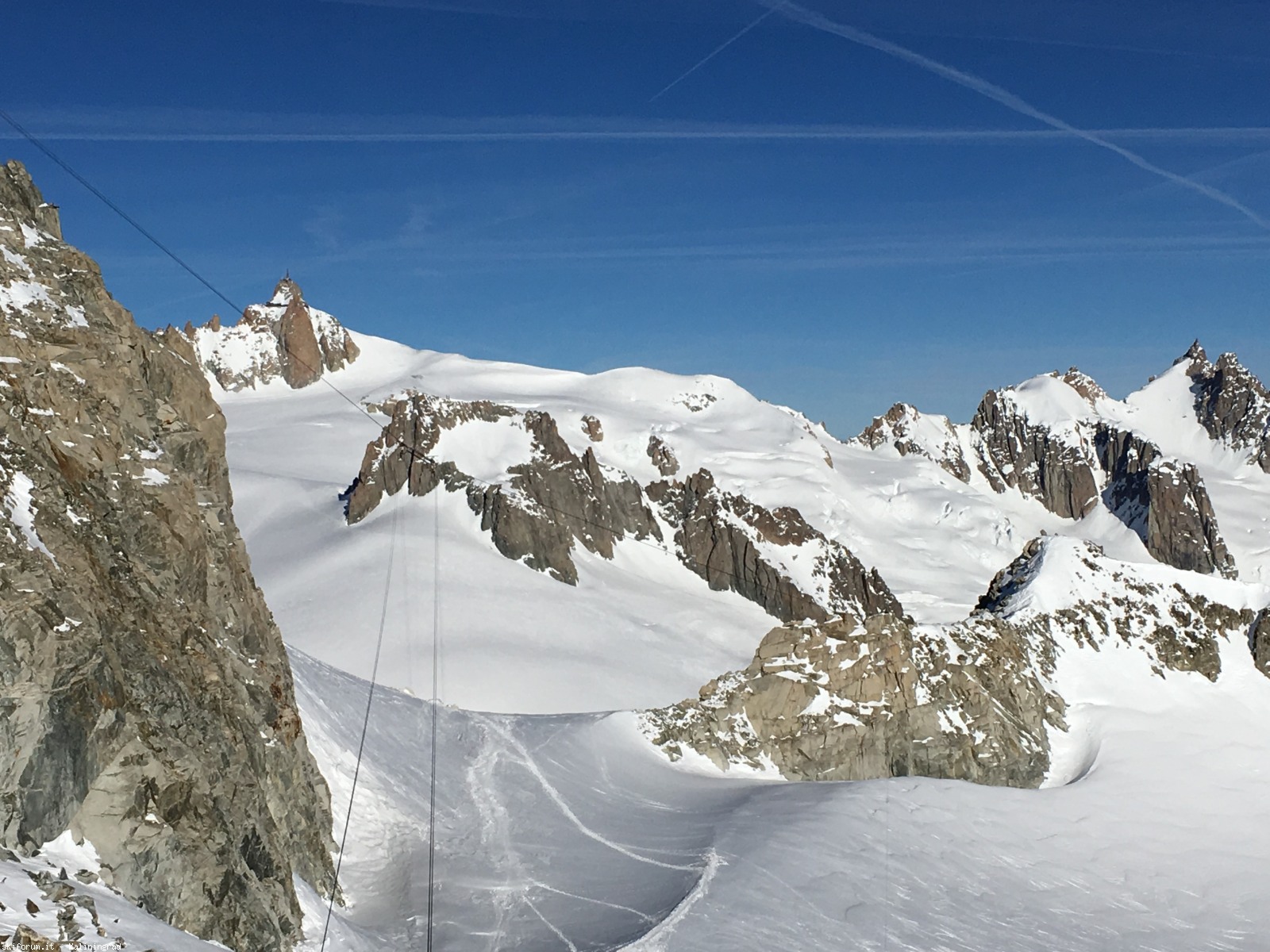 236112-ph.jpg