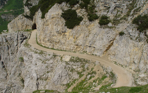 Strada degli Eroi, anello del Pasubio