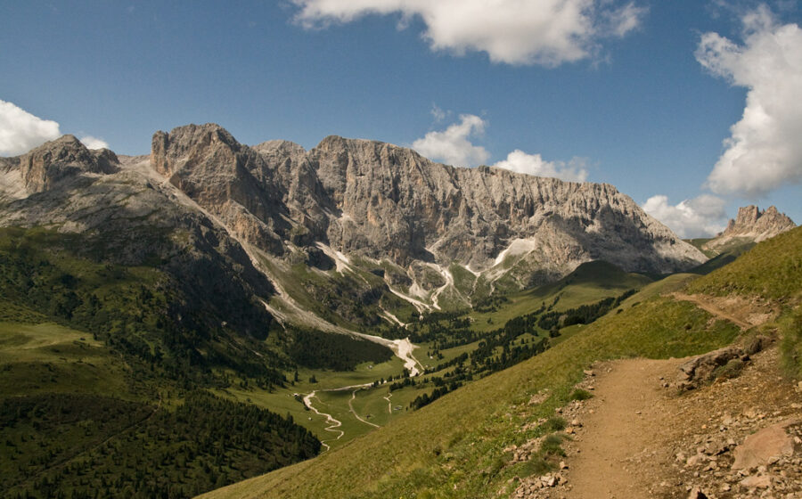 Salita al rifugio Sassopiatto dalla Val Duron