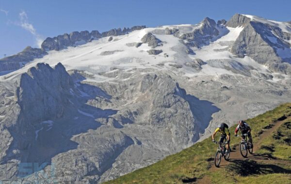 In mountain bike tra Civetta, Falcade, Arabba e Marmolada