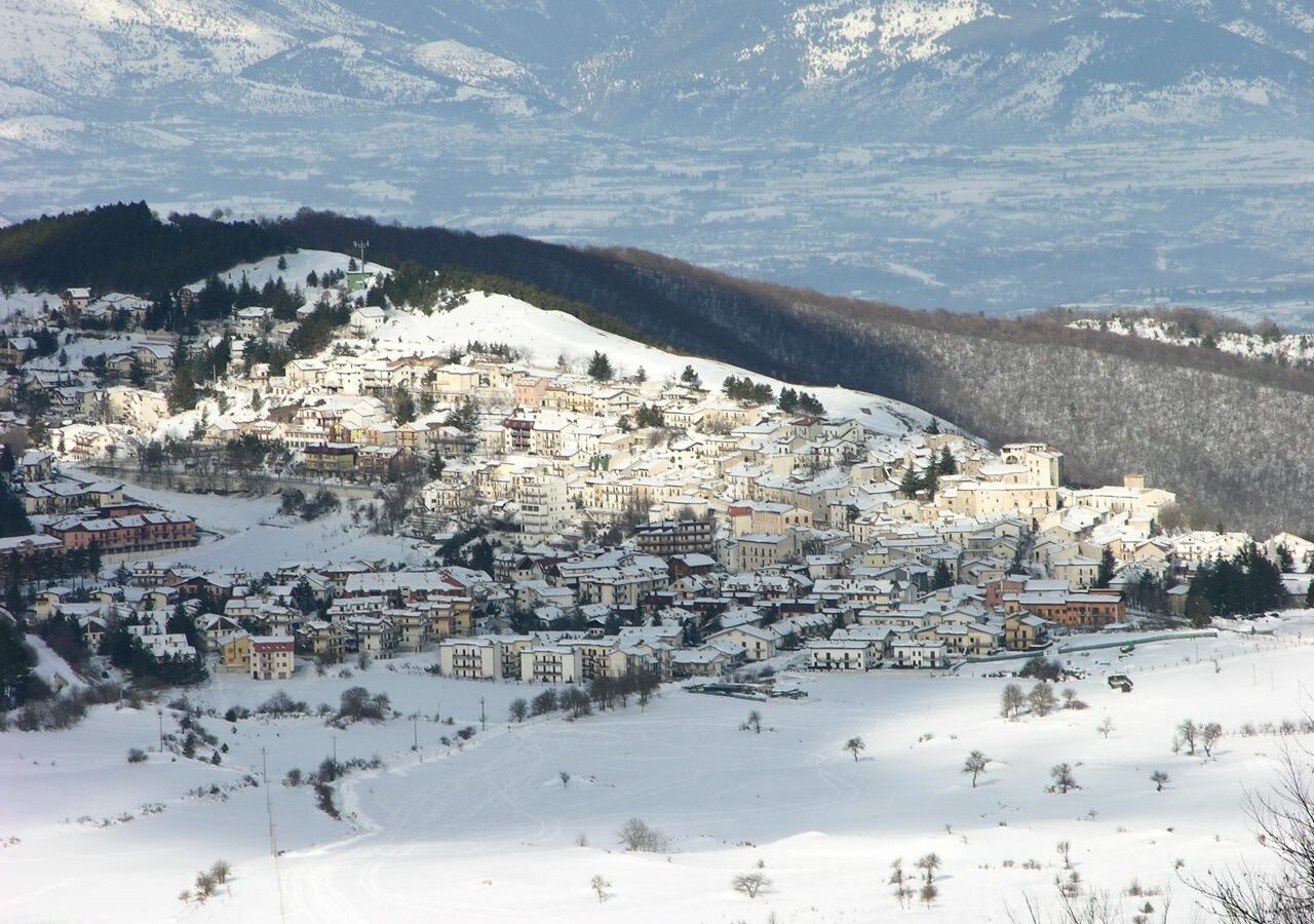 foto centro abitato Campo di Giove