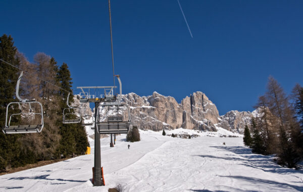 Be the first: piste aperte dalle 7 e colazione in cabinovia