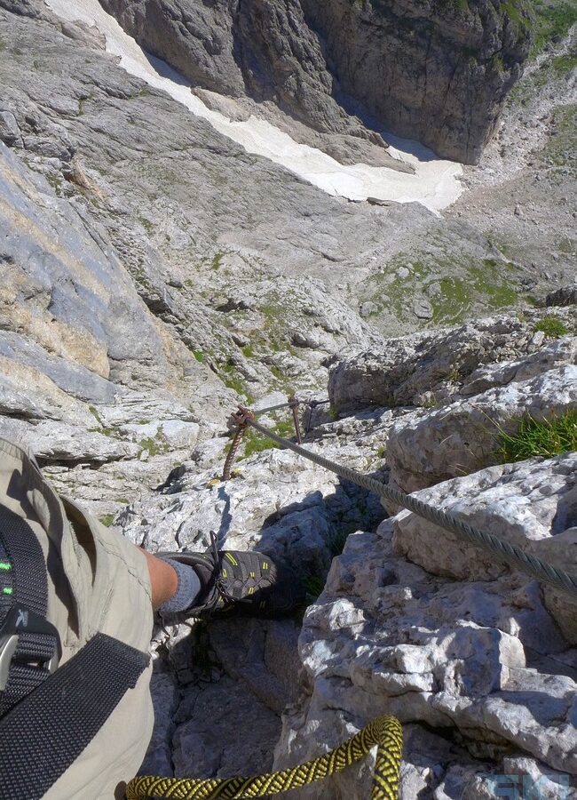 percorrendo la ferrata Stella Alpina sul monte Agner